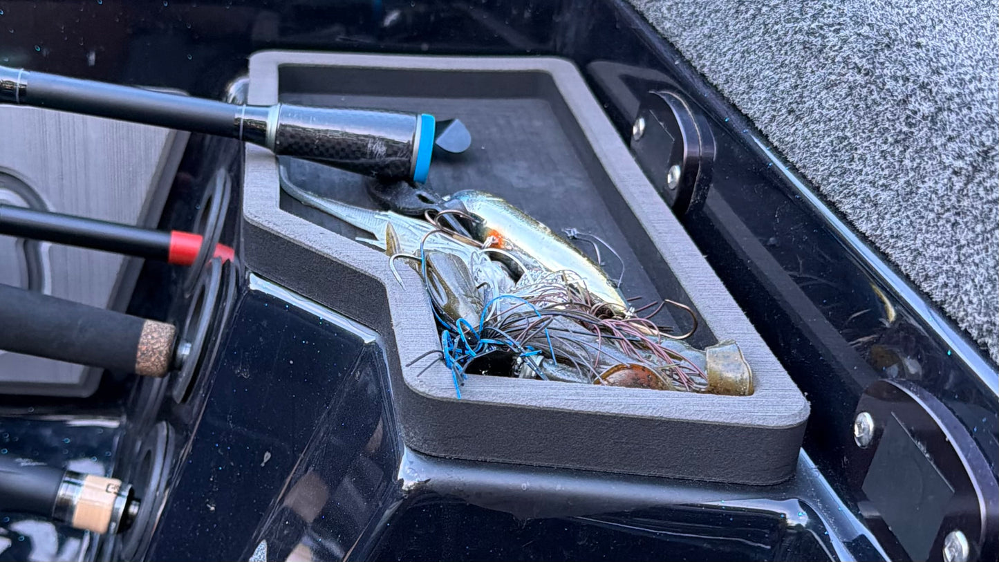 Bass Cat Puma STS/LYNX Peel & Stick Bait Tray