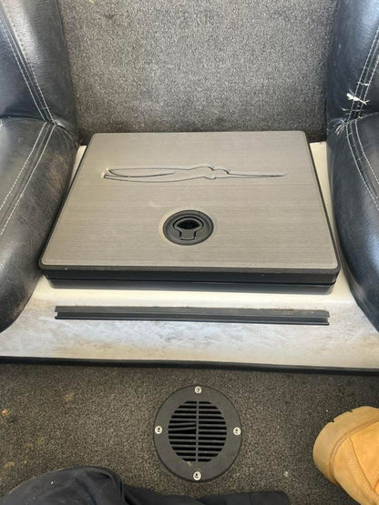 SKEETER ZX/FX STYLE CENTER CONSOLE