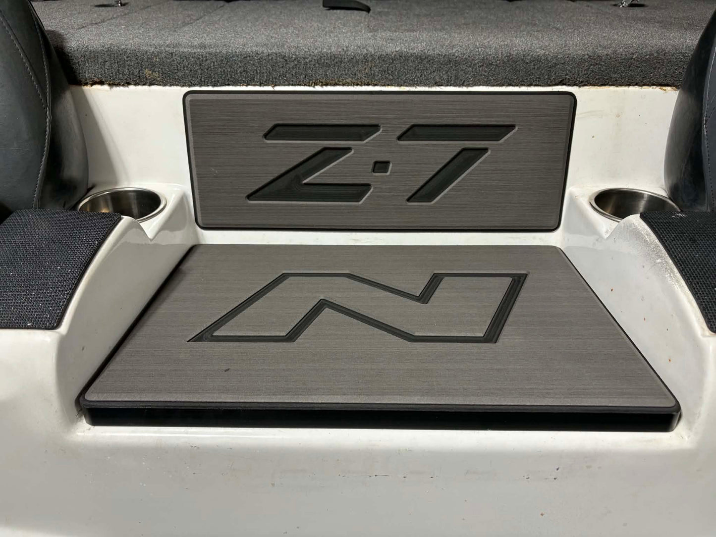 NITRO Z7/Z8/Z9 CENTER SEAT DELETE