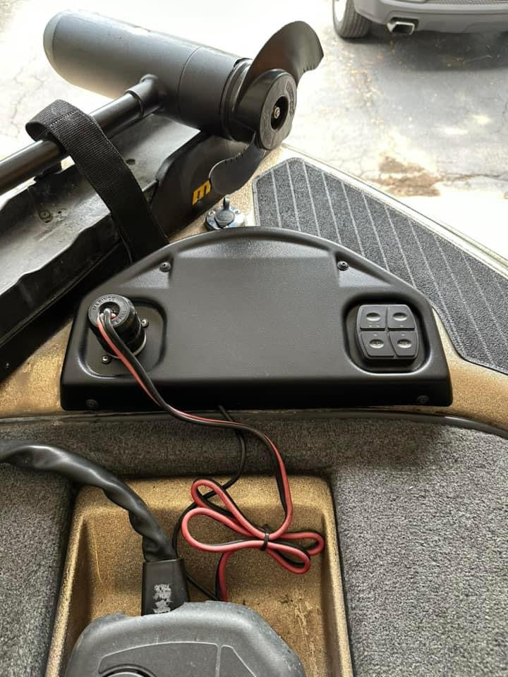 Skeeter iClass Complete Bow Replacement