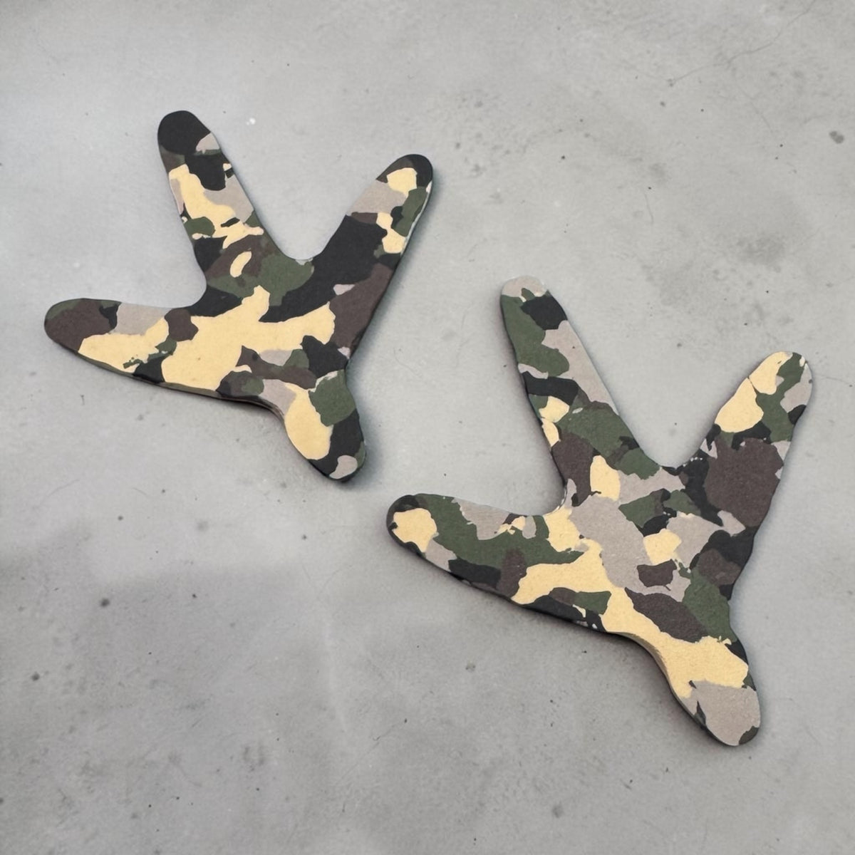Rugged Foam Turkey Track Decals