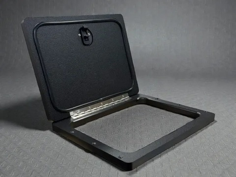 SKEETER ZX/FX STYLE CENTER CONSOLE
