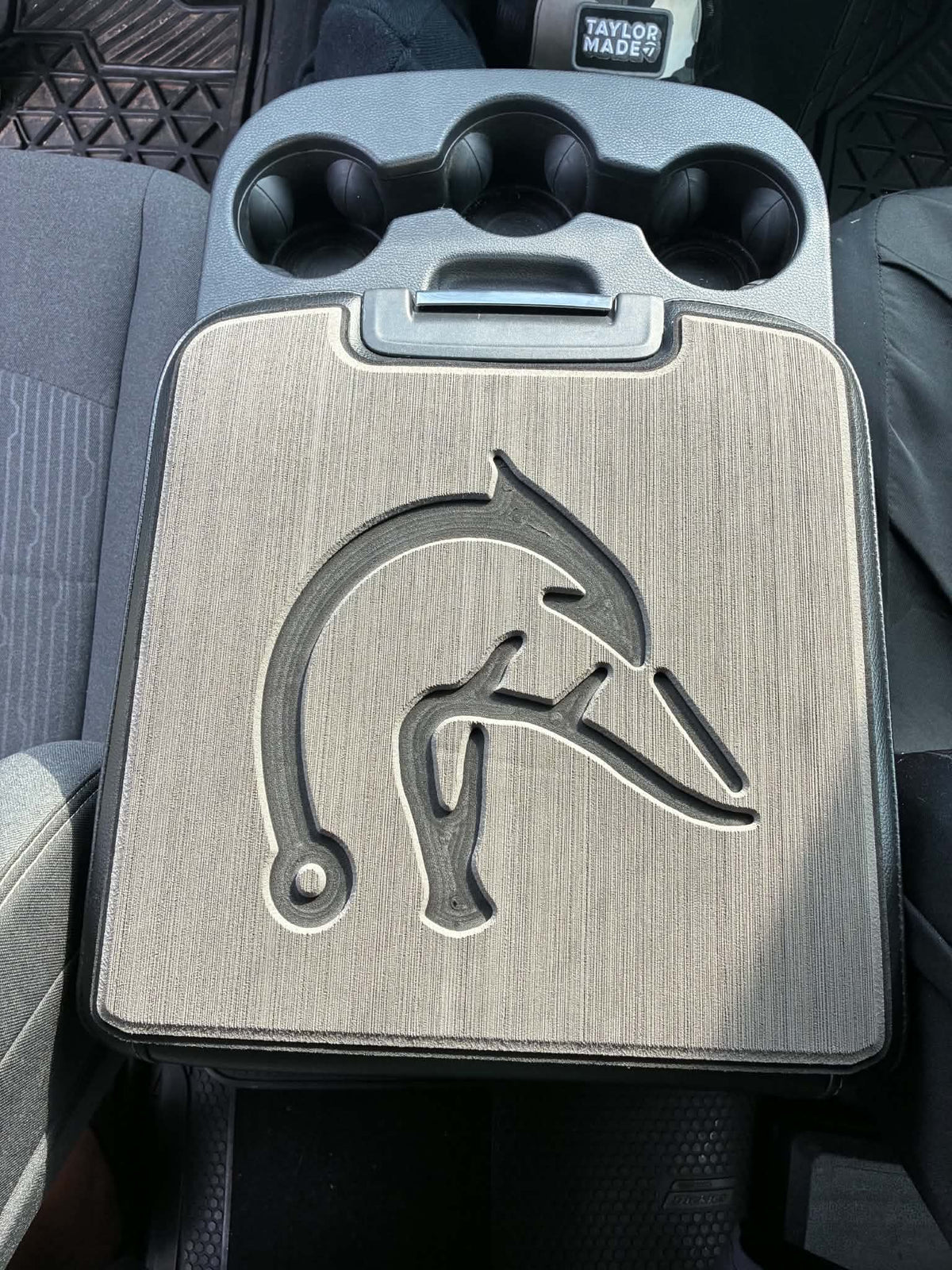 Duck/Hook Combo Console Topper